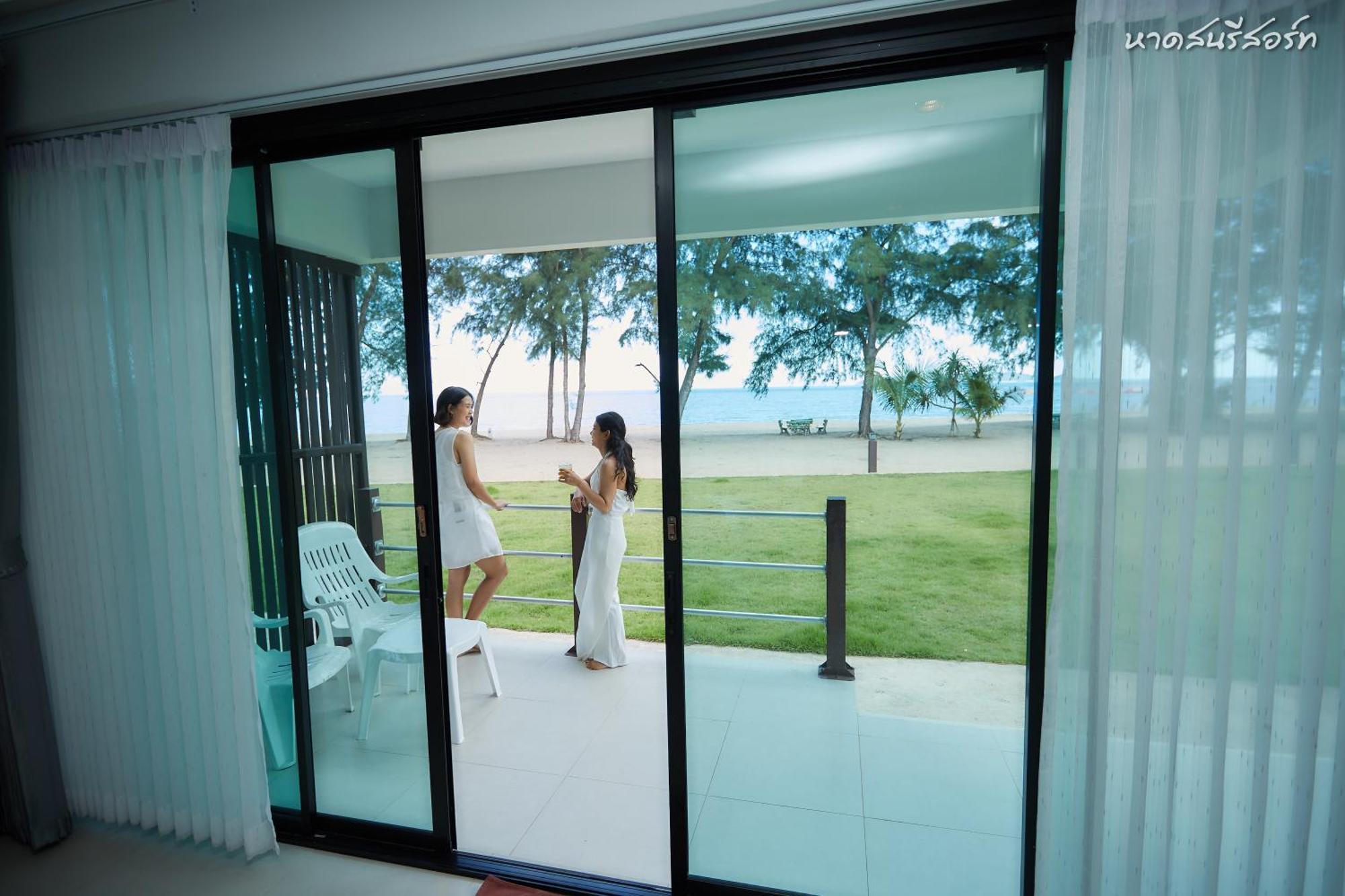 Haadson Resort Bang Saphan Noi Exteriör bild