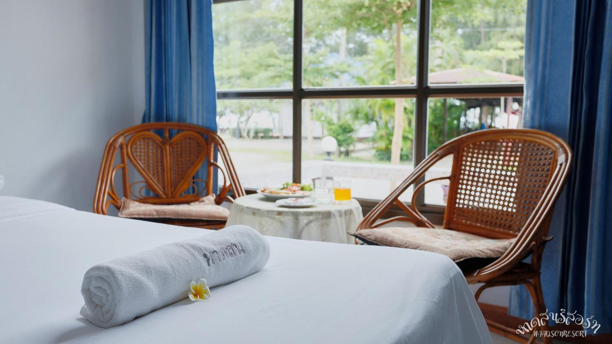 Haadson Resort Bang Saphan Noi Exteriör bild